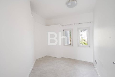 Villa in Dubai 5 bedrooms, 548 sq.m. № 57361 - photo 22