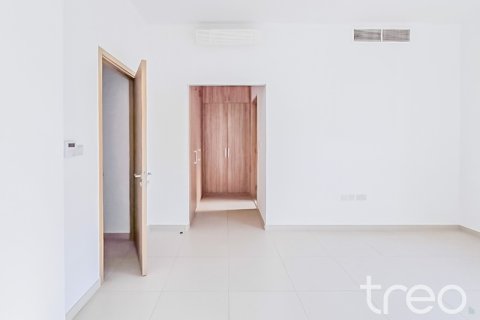 Adosado en Villanova, Dubai Land, Dubai, 4 dormitorios, 209.22 m², № 134523 - foto 3