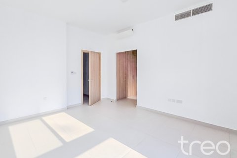 Adosado en Villanova, Dubai Land, Dubai, 4 dormitorios, 209.22 m², № 134523 - foto 2