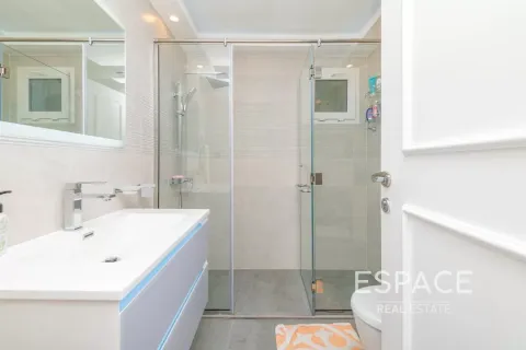 Villa in Meadows, Dubai 5 bedrooms, 343 sq.m. № 61732 - photo 14
