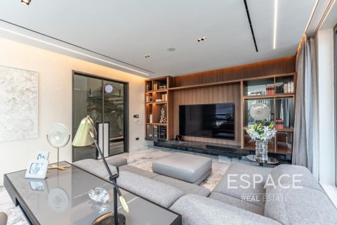 Villa in Palm Jumeirah, Dubai 5 bedrooms, 673 sq.m. № 61731 - photo 6
