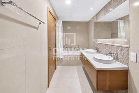 شقة في Claren Towers, وسط مدينة دبي, دبي 2 غرف نوم, 114.36 م² رقم 138752 - صورة 17