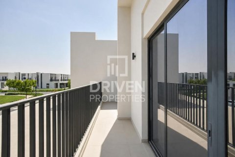 Villa in EMAAR South, Dubai South (Dubai World Central), Dubai 4 bedrooms, 238.11 sq.m. № 138754 - photo 26