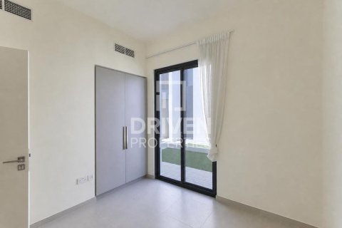 Villa in EMAAR South, Dubai South (Dubai World Central), Dubai 4 bedrooms, 238.11 sq.m. № 138754 - photo 11