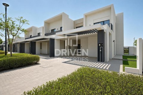 Villa in EMAAR South, Dubai South (Dubai World Central), Dubai 4 bedrooms, 238.11 sq.m. № 138754 - photo 23