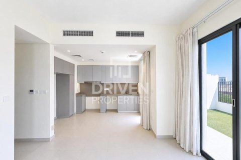 Villa in EMAAR South, Dubai South (Dubai World Central), Dubai 4 bedrooms, 238.11 sq.m. № 138754 - photo 5