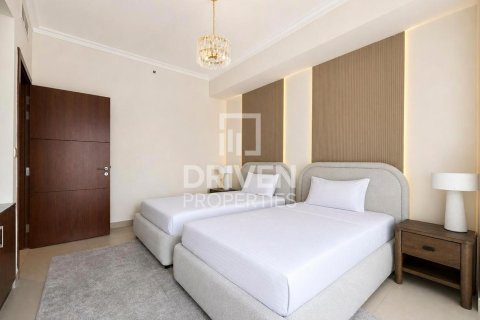 Apartamento en Burj Vista, Downtown Dubai (Downtown Burj Dubai), Dubai, 3 dormitorios, 168.71 m², № 138753 - foto 7