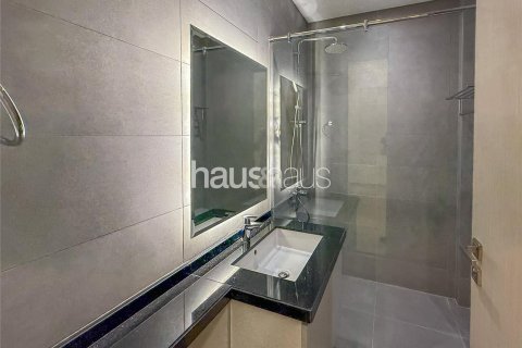 Adosado en Dubai Sports City, Dubai, 4 dormitorios, 208 m², № 44559 - foto 7