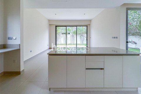 Villa in Sidra Villas, Dubai Hills Estate, Dubai 4 bedrooms, 438 sq.m. № 44558 - photo 10