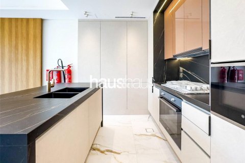 Adosado en Jumeirah Golf Estates, Dubai, 3 dormitorios, 204 m², № 44557 - foto 14