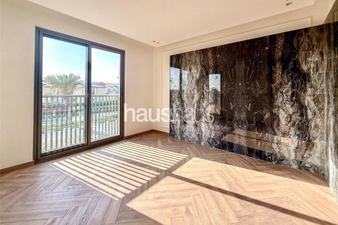 Adosado en Jumeirah Golf Estates, Dubai, 3 dormitorios, 204 m², № 44557 - foto 5