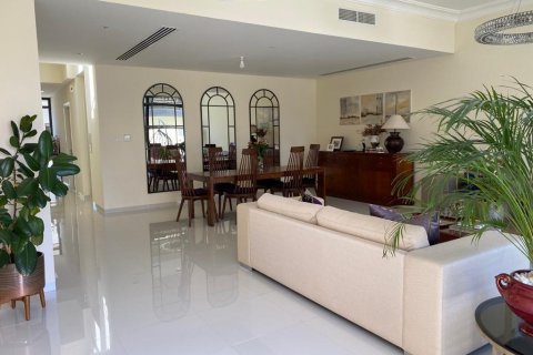 فيلا في Flora, داماك هيلز (أكويا باي داماك), دبي 3 غرف نوم, 2545 م² رقم 796 - صورة 1