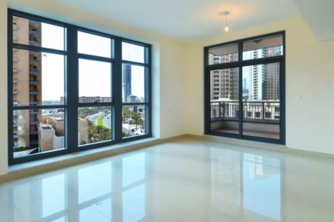 Apartment in Claren Towers, Downtown Dubai (Downtown Burj Dubai), Dubai 2 bedrooms, 1580 sq.m. № 801 - photo 1