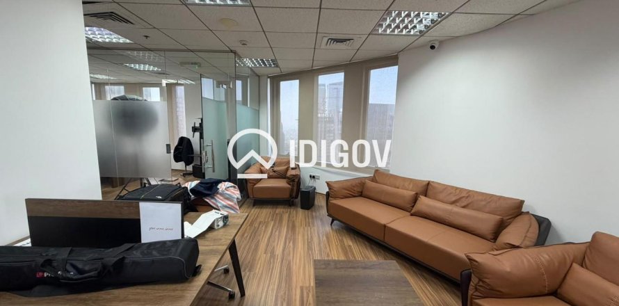 Oficina en Business Bay, Dubai, 70.42 m², № 137955