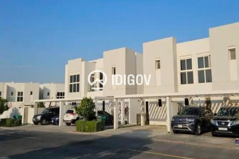 تاون هاوس في Arabella Townhouses, مُدُنْ, دبي 3 غرف نوم, 179.95 م² رقم 137951 - صورة 5