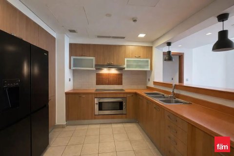 Appartement à Palm Jumeirah, Dubai, 2 chambres, 161.2 m², № 109484 - photo 4