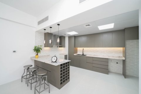 Купить квартиру в Motor City, Дубай: 1 спальня, 98м², № 69233 - фото 2