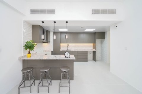 Купить квартиру в Motor City, Дубай: 1 спальня, 98м², № 69233 - фото 6