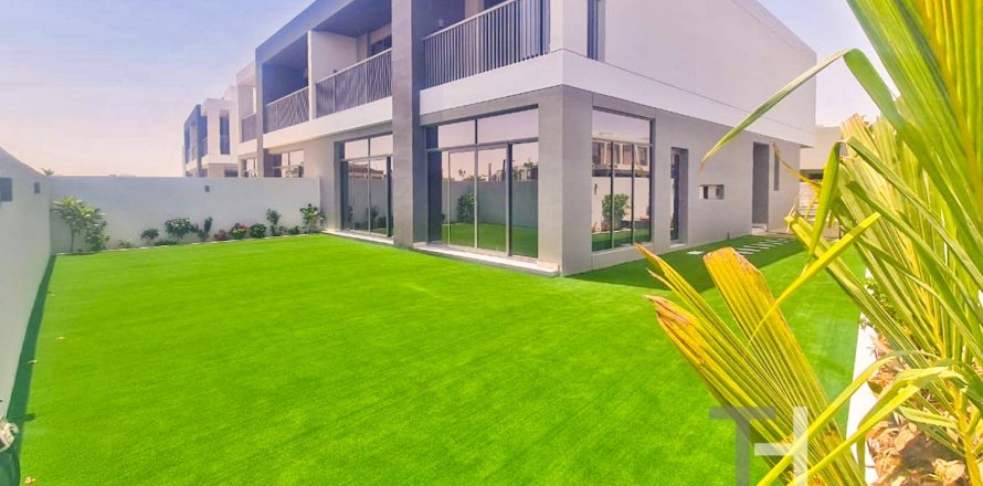 Villa à Dubai South (Dubai World Central), Dubai, 5 chambres, 394 m², № 14113