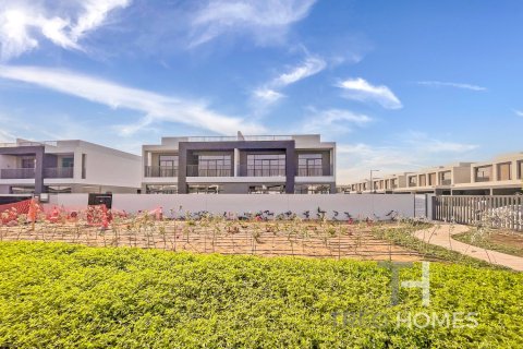 Villa à Dubai South (Dubai World Central), Dubai, 5 chambres, 394 m², № 14113 - photo 3