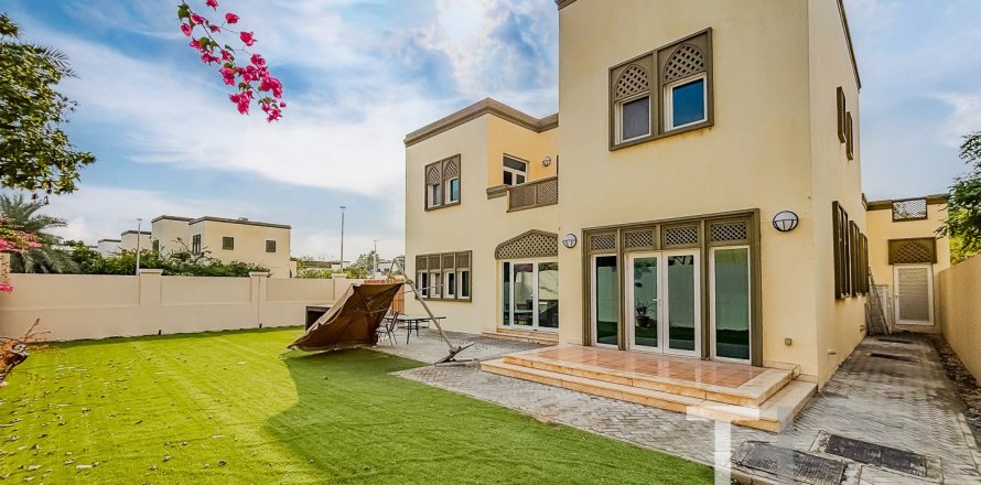 Вилла в Regional, Jumeirah Park, Дубай, 3 спальни, 285м², № 14114