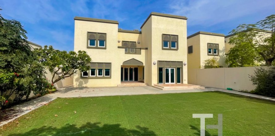 Вилла в Regional, Jumeirah Park, Дубай, 3 спальни, 285м², № 14112