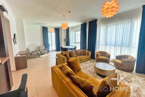 Appartement à Burj Khalifa, Dubai, 2 chambres, 135 m², № 14116 - photo 1