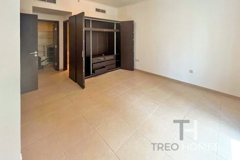 Appartement à Burj Khalifa, Dubai, 2 chambres, 135 m², № 14116 - photo 2