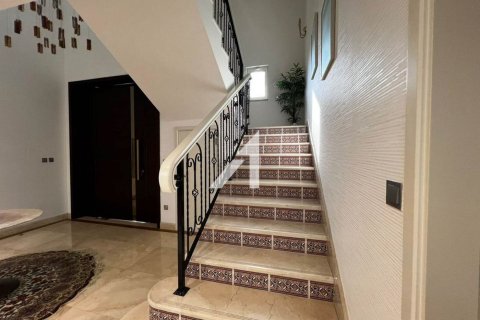 Villa en The Villa, Dubai, 5 dormitorios, 1116.6 m², № 64575 - foto 14