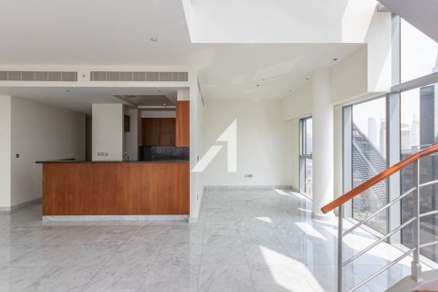 Appartement à Central Park Tower, DIFC, Dubai, 2 chambres, 150 m², № 96059 - photo 2