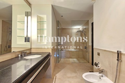 Apartment in The Address Dubai Marina, Dubai Marina, Dubai 1 bedroom, 78.78174400 sq.m. № 108797 - photo 5