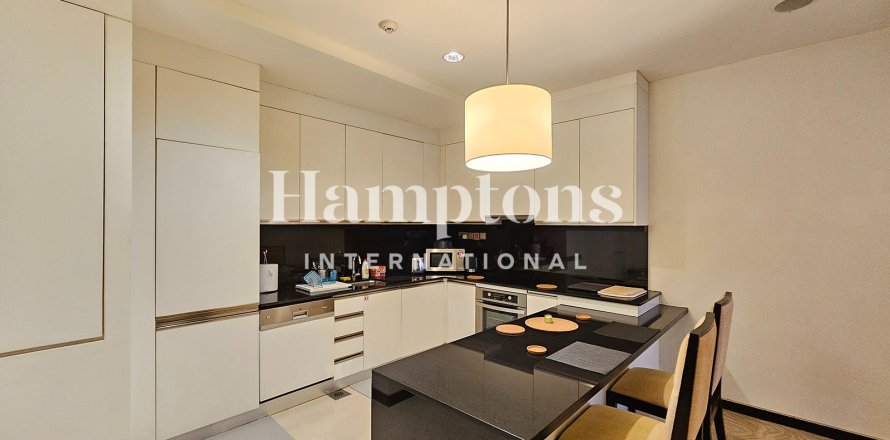 Apartment in The Address Dubai Marina, Dubai Marina, Dubai 1 bedroom, 78.7817 sq.m. № 108797