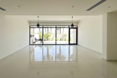 Villa in DAMAC Hills (Akoya by DAMAC), Dubai 3 bedrooms, 251 sq.m. № 43239 - photo 3