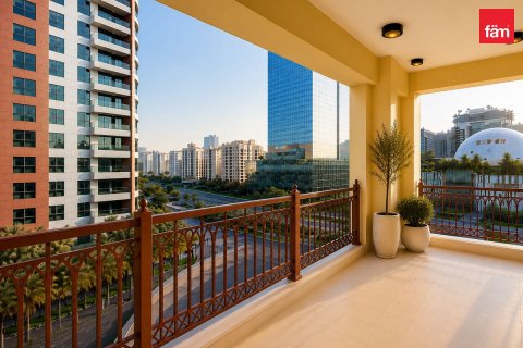 Apartment in Palm Jumeirah, Dubai 2 bedrooms, 173.7 sq.m. № 133361 - photo 9