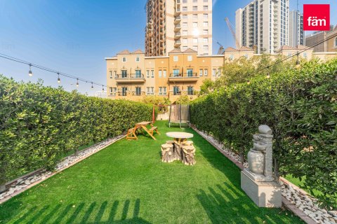 Maison de ville à Dubai, 3 chambres, 135.4 m², № 133359