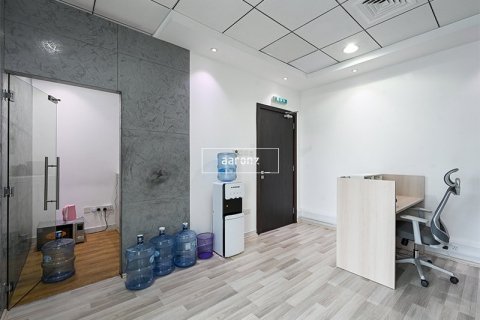 Снять в аренду офис в Бизнес-Бэе, Дубай: 54.4м², № 42710 - фото 2
