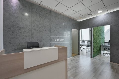 Снять в аренду офис в Бизнес-Бэе, Дубай: 54.4м², № 42710 - фото 1