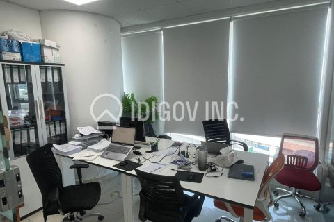 Bureau à Churchill Towers, Business Bay, Dubai, 80 m², № 48088 - photo 2