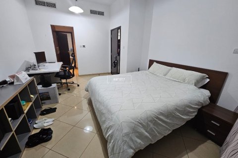 Appartement à Jumeirah Lake Towers, Dubai, 1 chambre, 76.1 m², № 48093 - photo 5