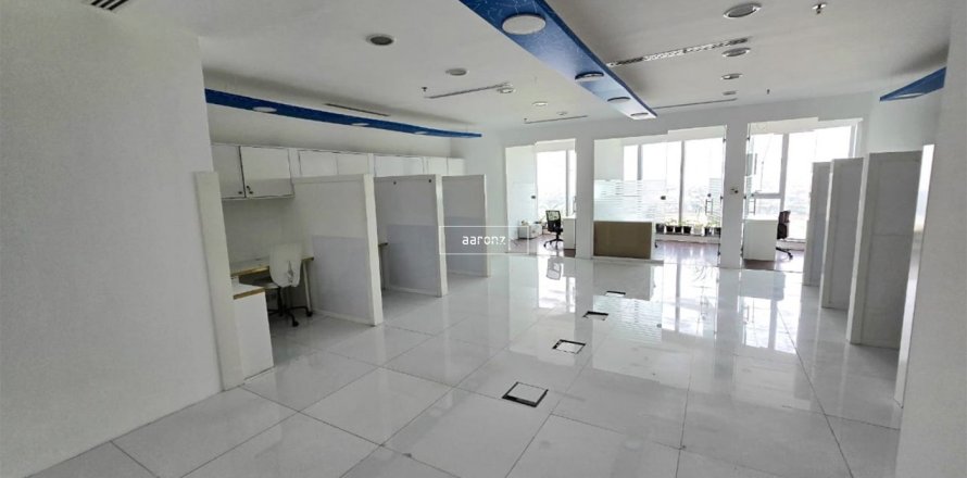 Офис в Бизнес-Бэе, Дубай, 99.9м², № 48094