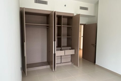 Apartamento en ACT ONE | ACT TWO TOWERS en Dubai, 1 dormitorio, 72 m², № 31156 - foto 21
