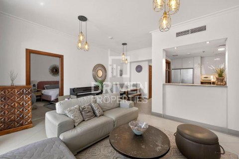 Appartement à Burj Vista, Downtown Dubai (Downtown Burj Dubai), Dubai, 2 chambres, 120.12 m², № 129280