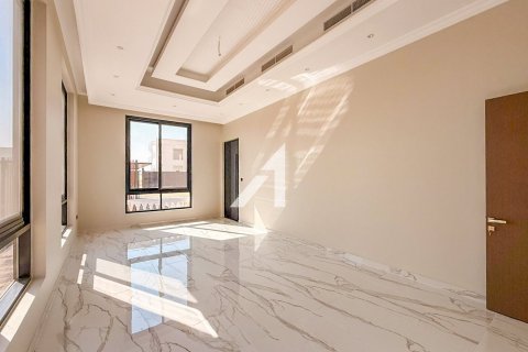 Villa à Al Aweer, Dubai, 4 chambres, 390 m², № 95337 - photo 3