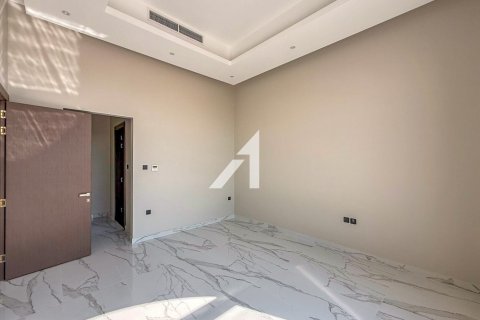 Villa à Al Aweer, Dubai, 4 chambres, 390 m², № 95337 - photo 12