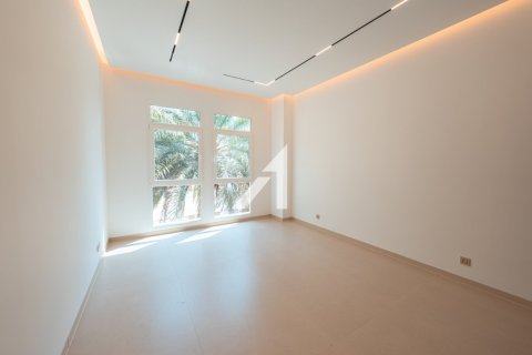 Apartamento en Mirdif, Dubai, 2 dormitorios, 141 m², № 95332 - foto 7