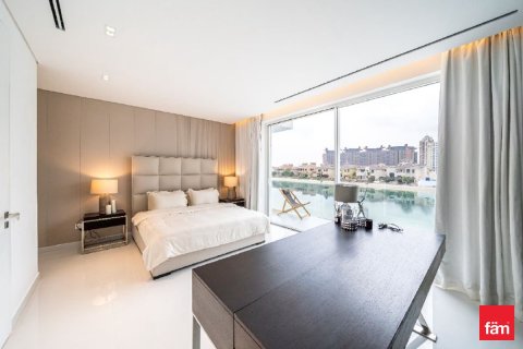 Villa in Palm Jumeirah, Dubai 621.8 sq.m. № 110670 - photo 19