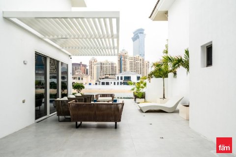 Villa in Palm Jumeirah, Dubai 621.8 sq.m. № 110670 - photo 8