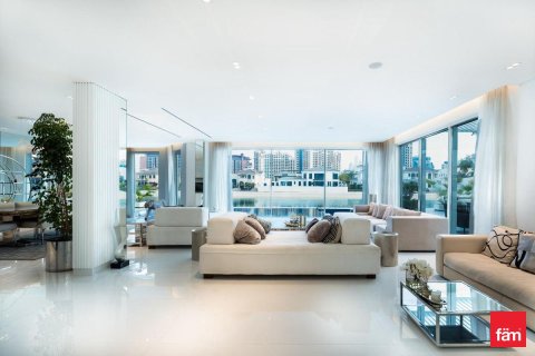 Villa in Palm Jumeirah, Dubai 621.8 sq.m. № 110670 - photo 20