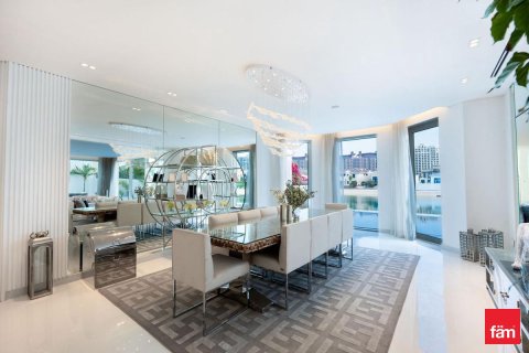 Villa in Palm Jumeirah, Dubai 621.8 sq.m. № 110670 - photo 21