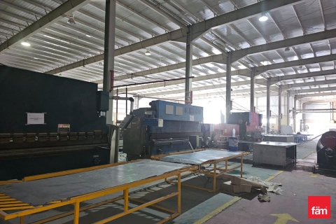 Entrepôt à Jebel Ali, Dubai, 980.1 m², № 84636 - photo 3